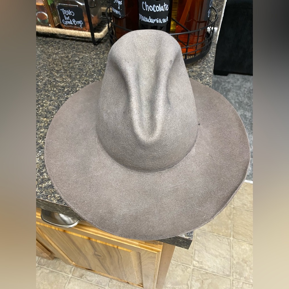 Beaver Brand felt cowboy hat 100% pure fur (rabbit/hare).